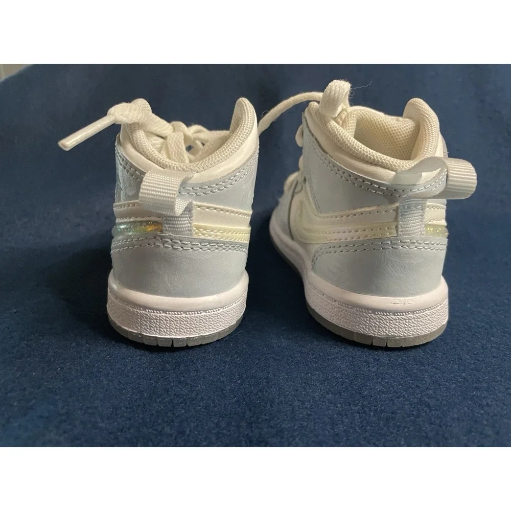 Toddler's Jordan 1 Mid SE Blue Tint/Ice Blue (FQ9116 400) Size 5